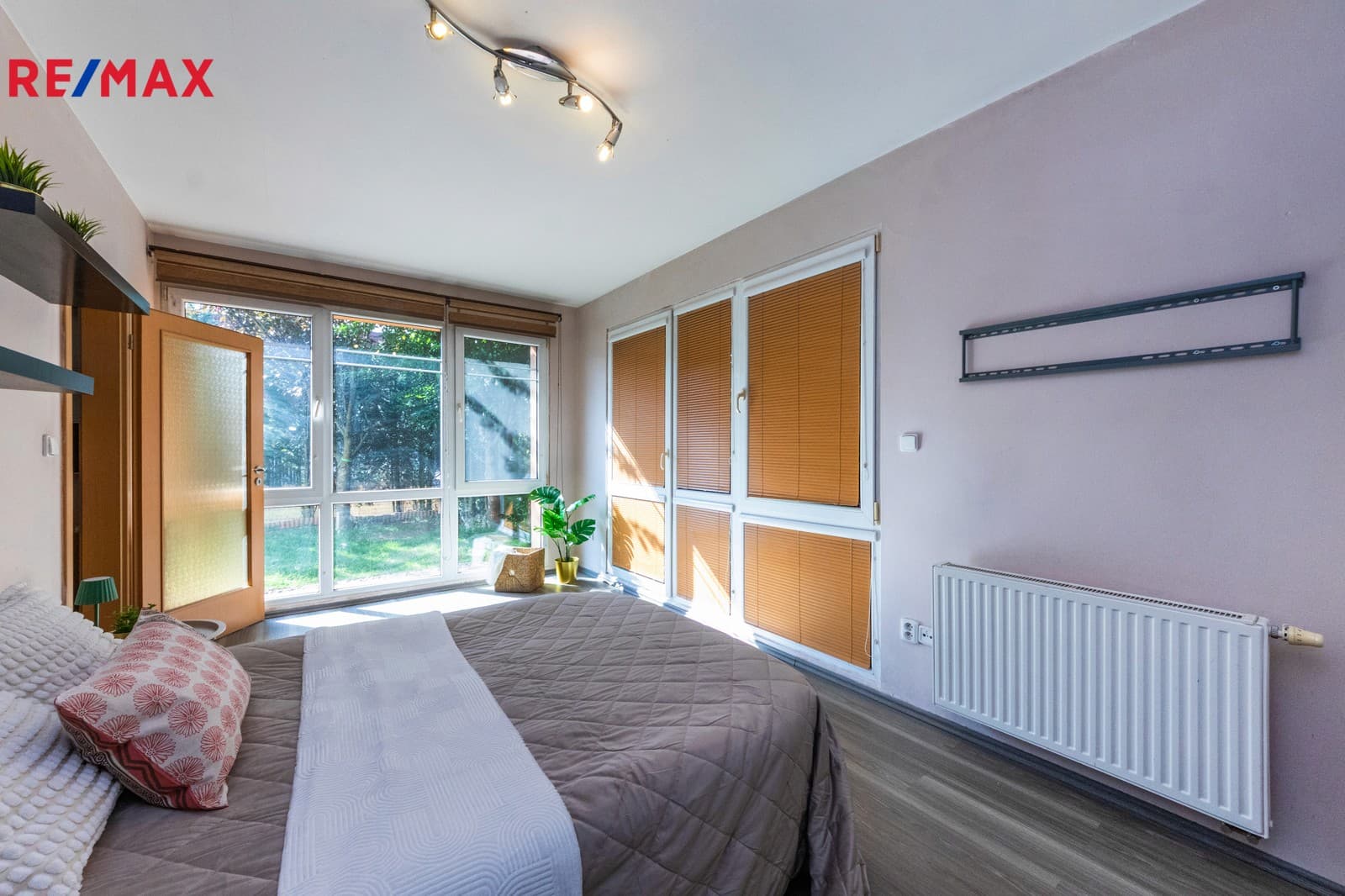 Prodej bytu 3+kk v osobním vlastnictví 254 m², Zvole