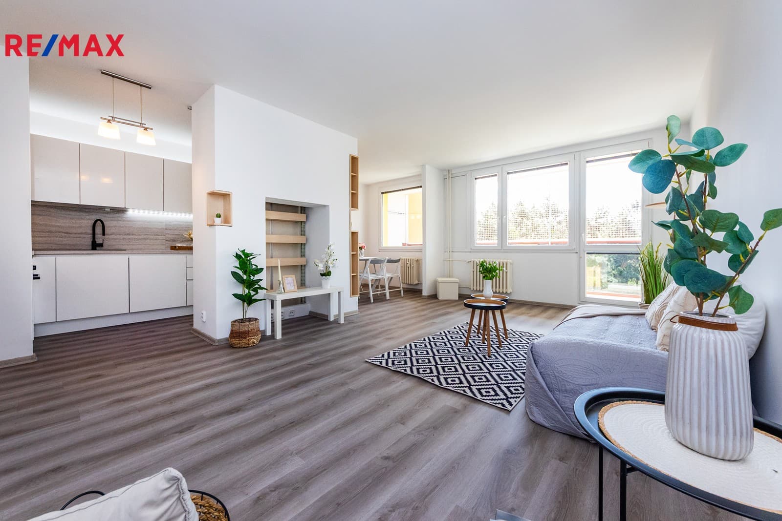 Prodej bytu 3+kk v osobním vlastnictví 80 m², Praha 9 - Horní Počernice